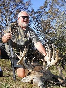 Whitetail Hunt at Missouri Outfitter