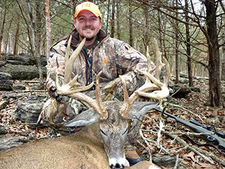 Trophy Whitetail Hunt in Missouri